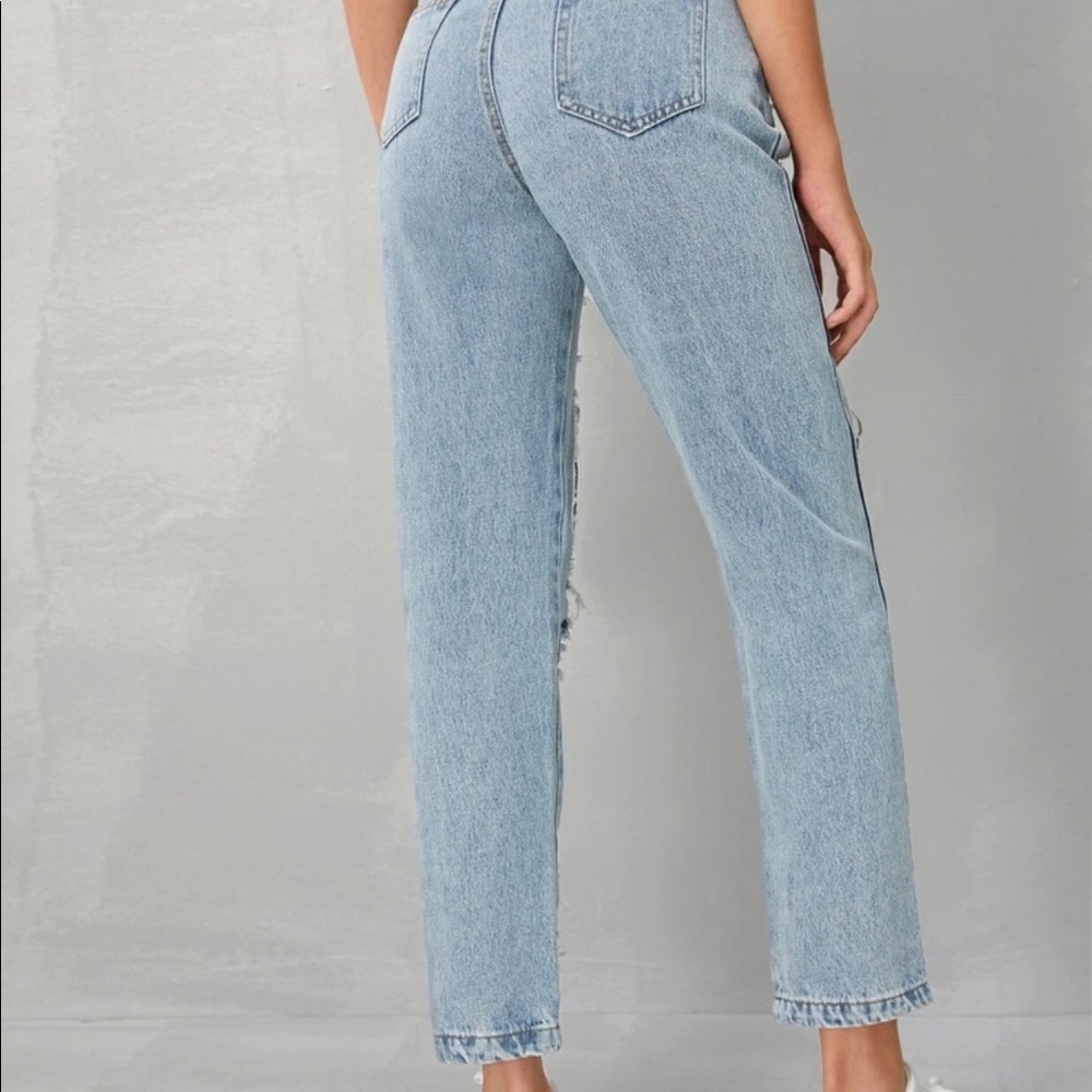 Ripped jeans - Picture 2 of 3